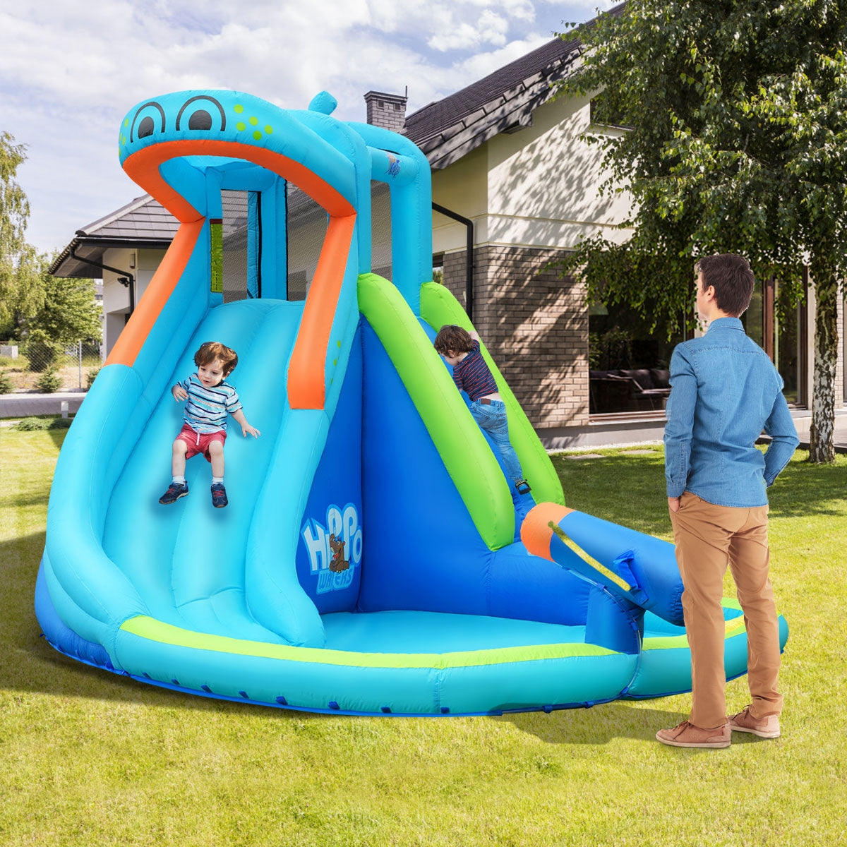 Piscine gonflable avec toboggan et éclaboussures sans soufflerie