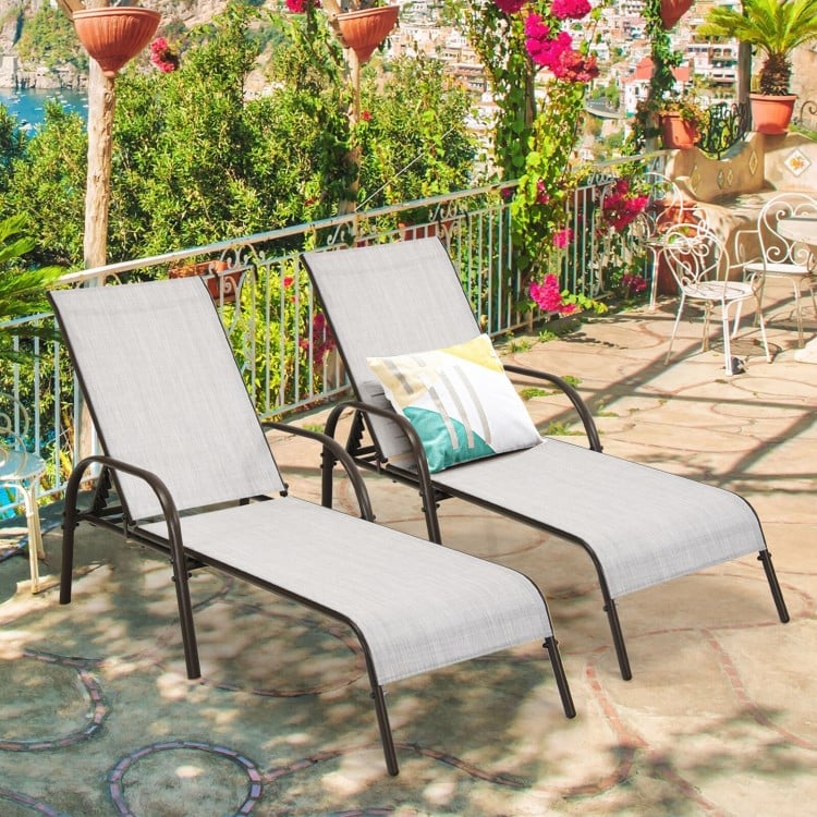 Lot de 2 chaises longues d'extérieur en tissu avec accoudoirs inclinables réglables - Gris 