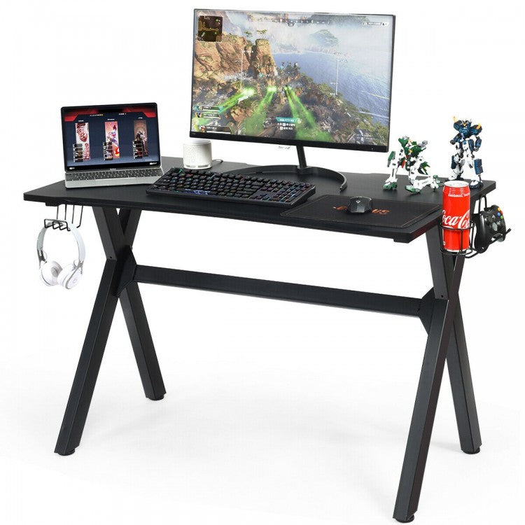 Bureau de jeu ergonomique avec tapis de souris et porte-casque