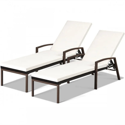 Chaise longue de patio en rotin à dossier réglable avec accoudoirs et coussins amovibles - Blanc