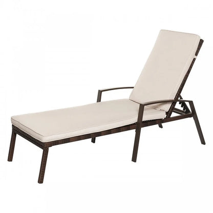 Chaise longue de patio en rotin à dossier réglable avec accoudoirs et coussins amovibles - Blanc