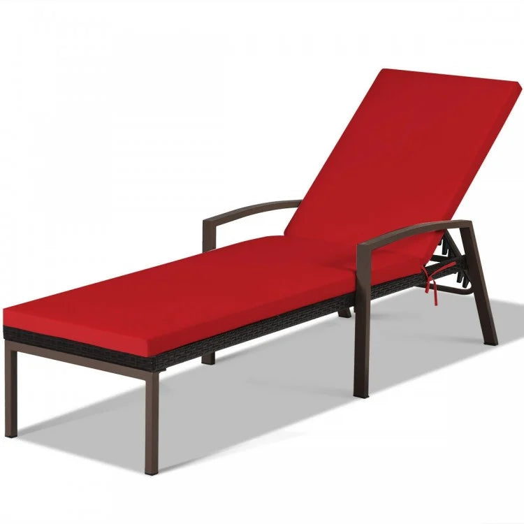 Chaise longue de patio en rotin à dossier réglable avec accoudoirs et coussins amovibles - Rouge