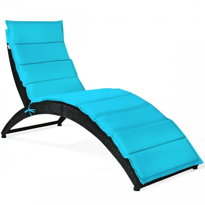 Chaise longue portable pliable en rotin avec coussin