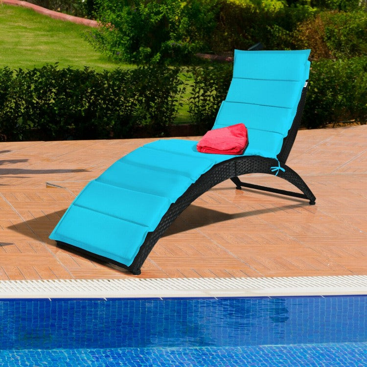 Folding Patio Rattan Portable Lounge Chair Chaise with Cushion