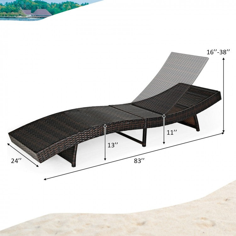 Chaise longue de patio pliante et réglable en rotin avec coussin