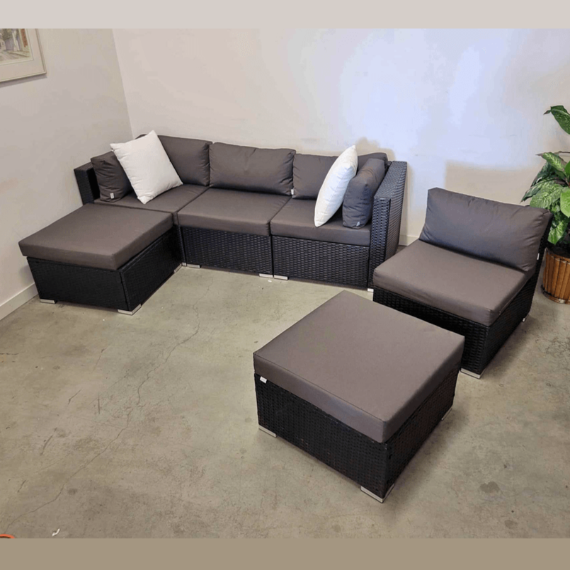 Beautiful 4 Pieces Modular WICKER Sectional Island Patio Furniture